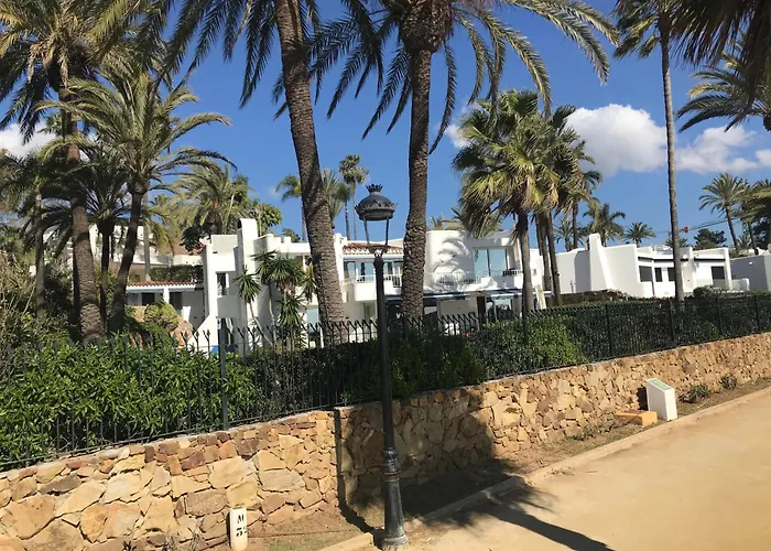 Matda Villa Beachfront Puente Romano - Marbella